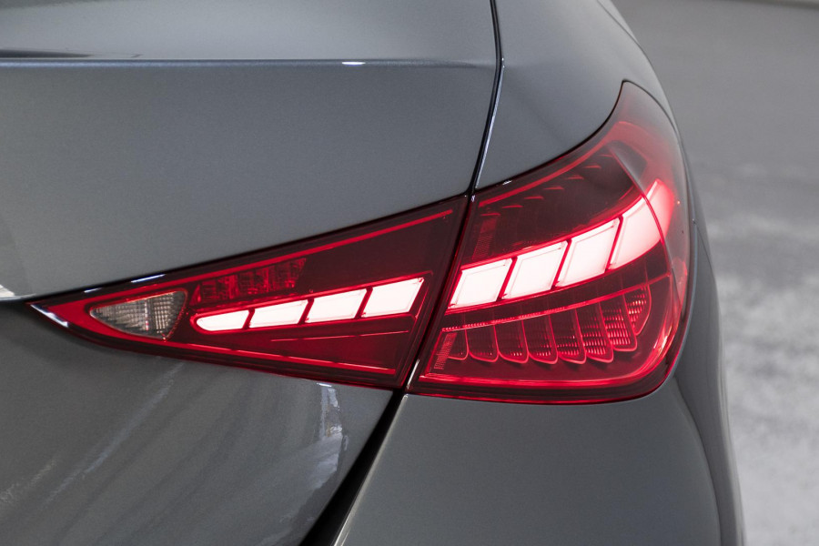 2026 MY25 Mercedes-Benz C-Class W206 C300 Sedan
