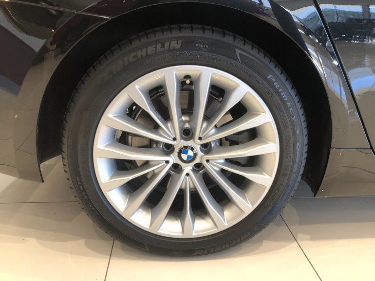 2018 BMW 5 Series G30 Turbo 530i Luxury Line Sedan Image 14
