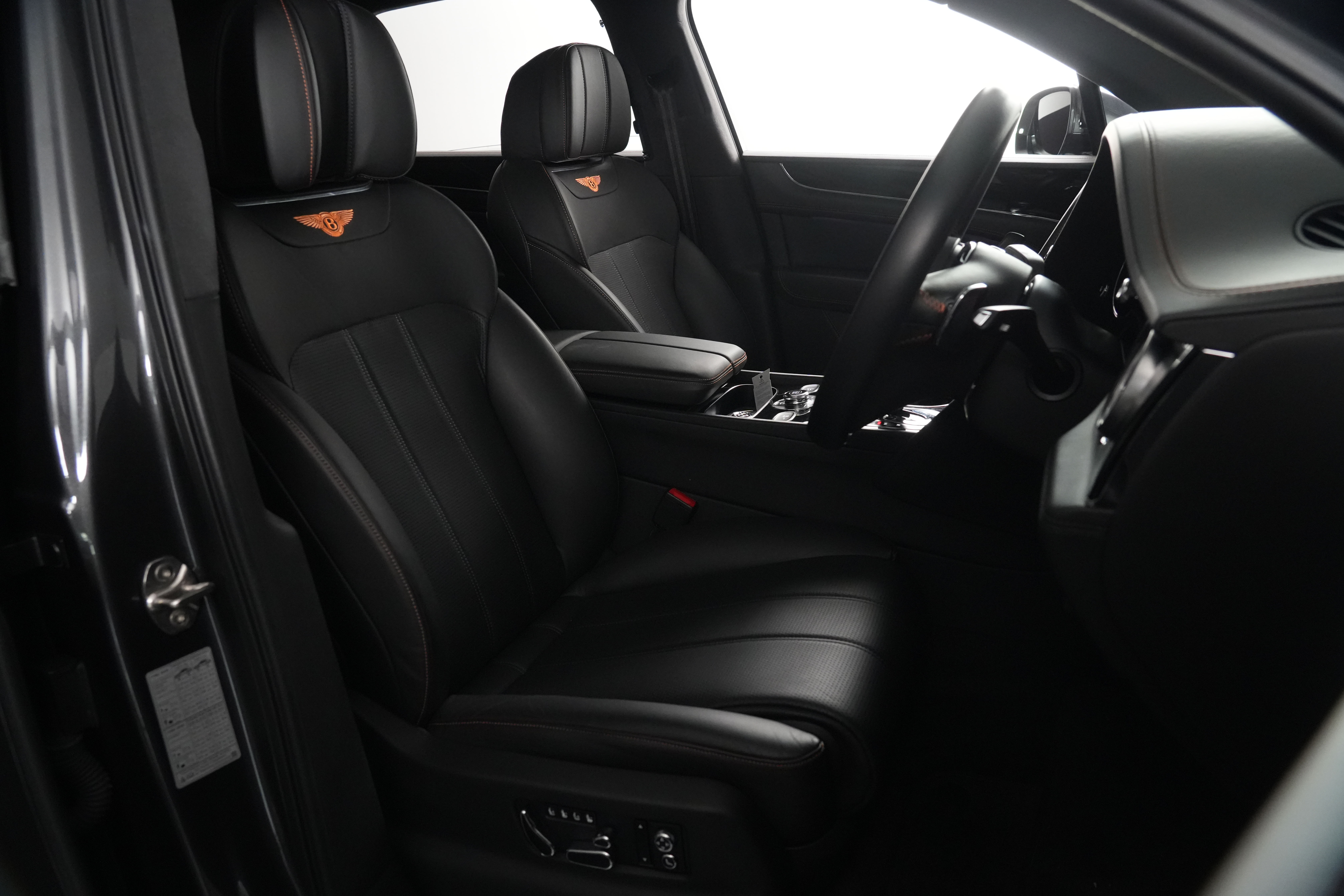2020 Bentley Bentayga V8 SUV Image 29