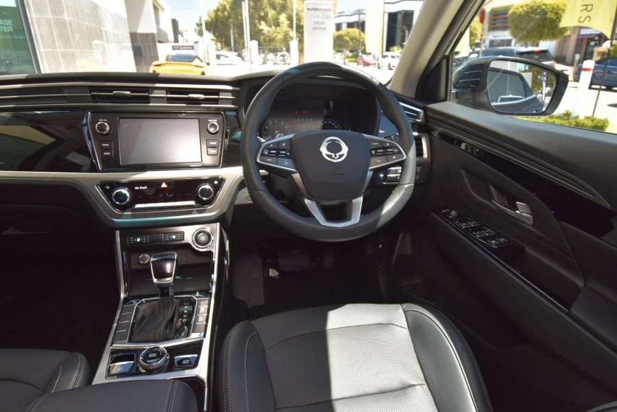 2024 MY23 KGM SsangYong Korando C300 Ultimate SUV Image 9