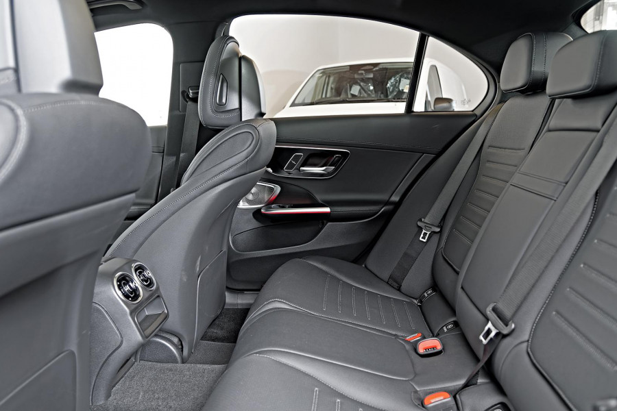 2026 Mercedes-Benz C-Class W206 C300 Sedan