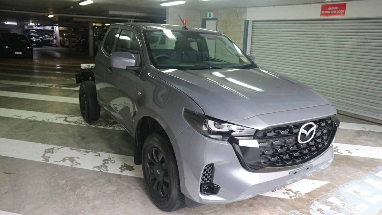 2025 Mazda BT-50 TF XT Cab Chassis Image 1
