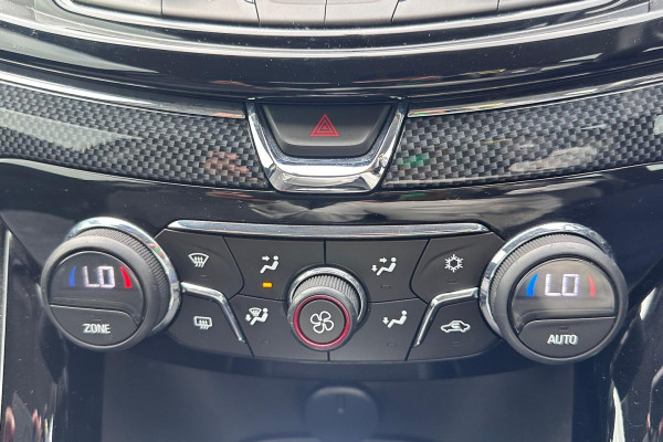2015 Holden Ute VF SV6 Ute Image 24