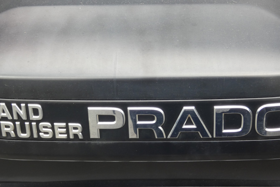 2023 Toyota LandCruiser Prado GDJ150R GXL SUV Image 8