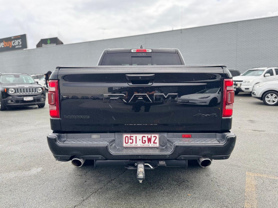 2022 Ram 1500 DT Laramie Ute Image 9