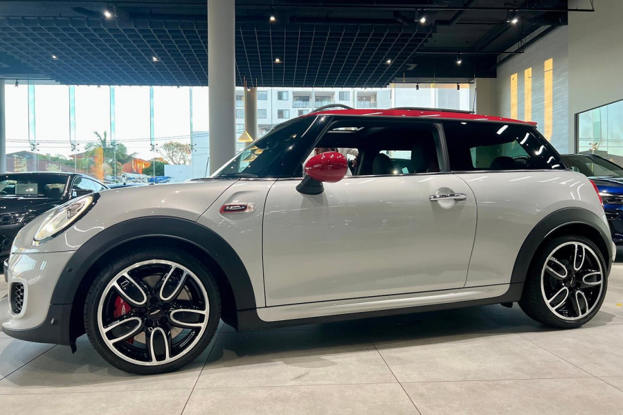 2015 MINI Cooper F56 John Cooper Works Hatch