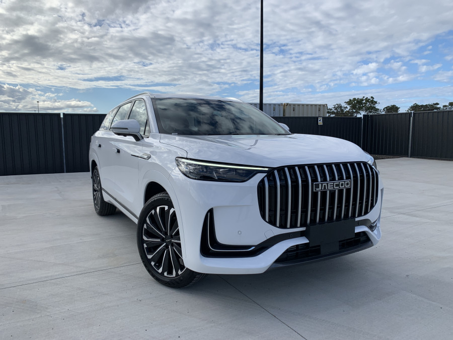 2025 Jaecoo J8 Track Wagon Image 1