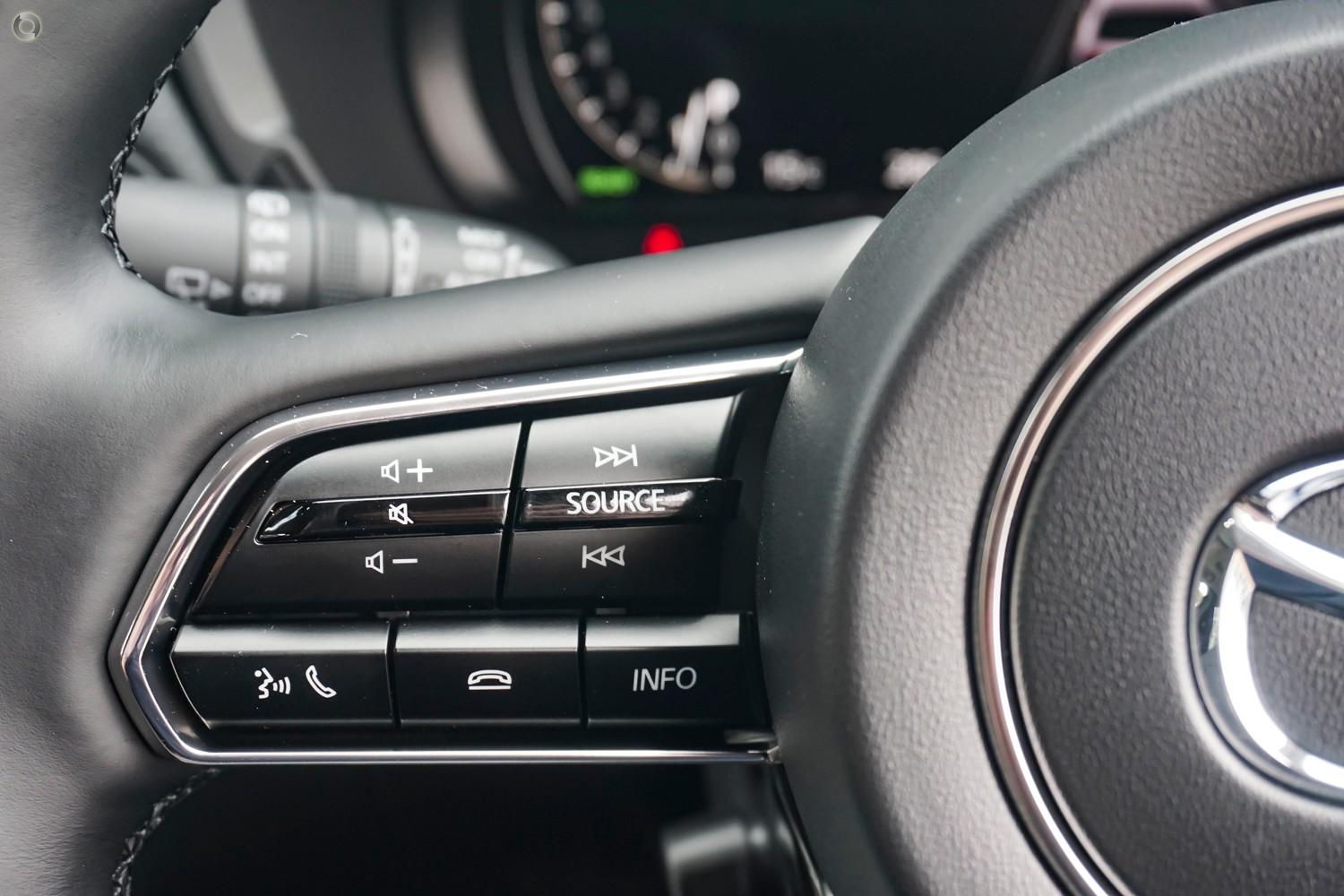 2024 Mazda CX-80 KL G40e GT SUV Image 15