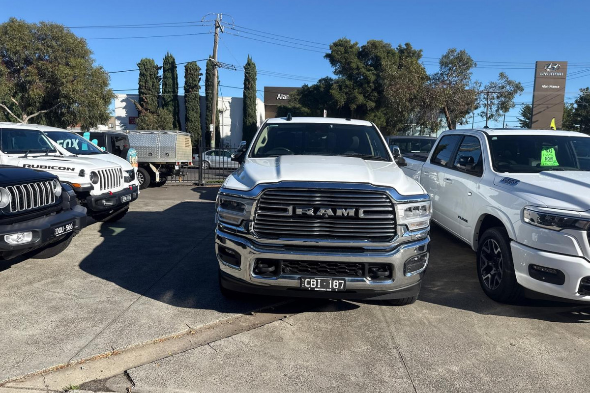 2021 MY22 Ram 2500 DJ Laramie Ute