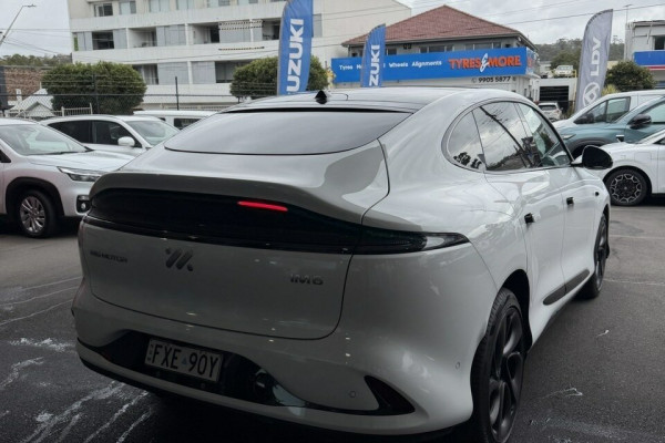 2026 MG IM6 S12L Platinum Wagon Image 5