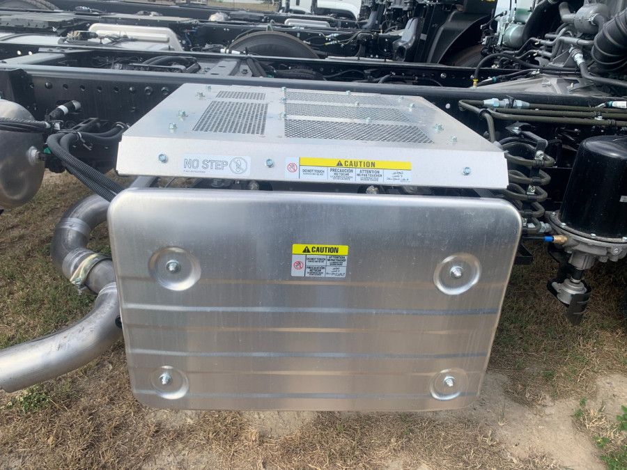 2026 Isuzu FVD 170-300 AT R60 Cab Chassis Image 19