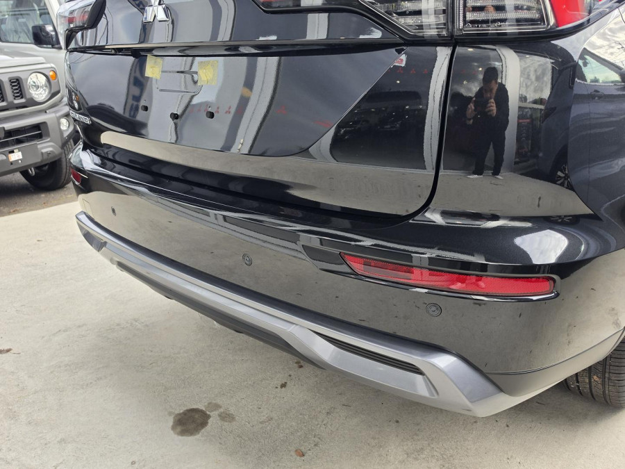 2026 MY25 Mitsubishi Outlander ZM LS SUV Image 10