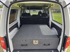 2017 Volkswagen Caddy 2KN MY18 TDI250 SWB DSG Van image 7