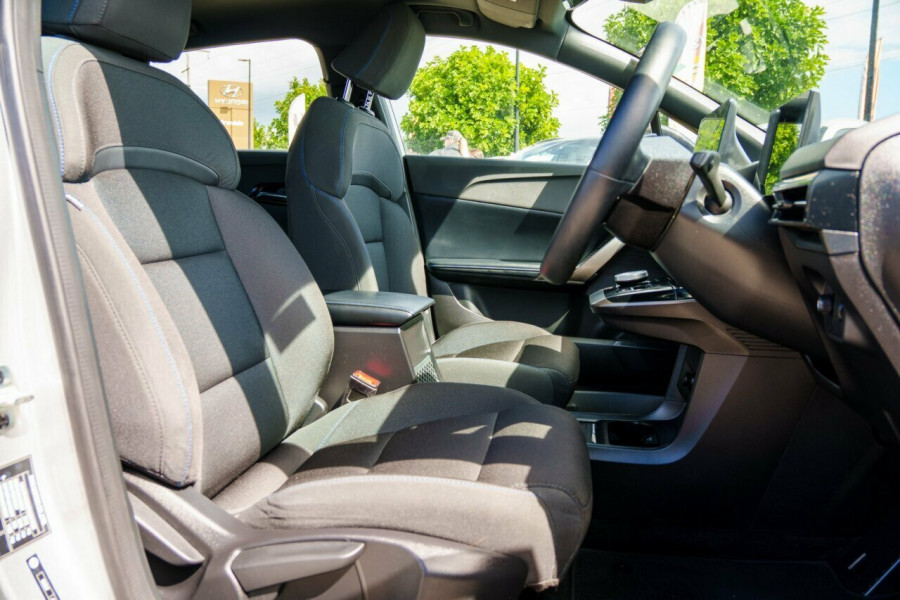 2023 MG MG4 MEH32 Excite 64 Hatch Image 17