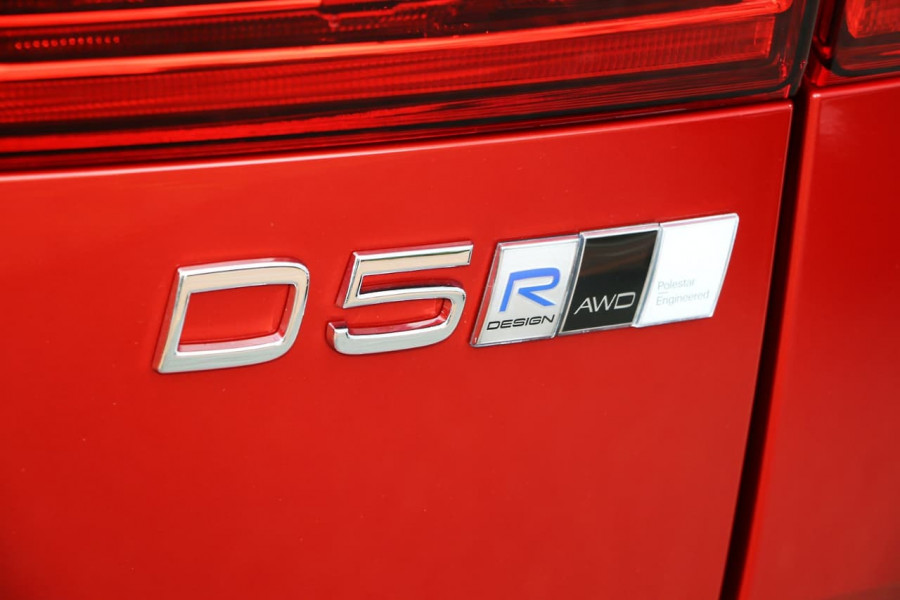 2019 MY20 Volvo XC60 UZ D5 R-Design Suv Image 11