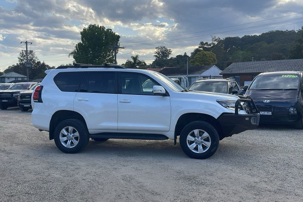 2021 Toyota LandCruiser Prado GDJ150R GXL SUV Image 9