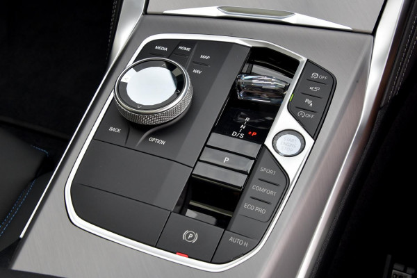 2026 BMW 4 Series G22 LCI 430i M Sport Coupe image 19