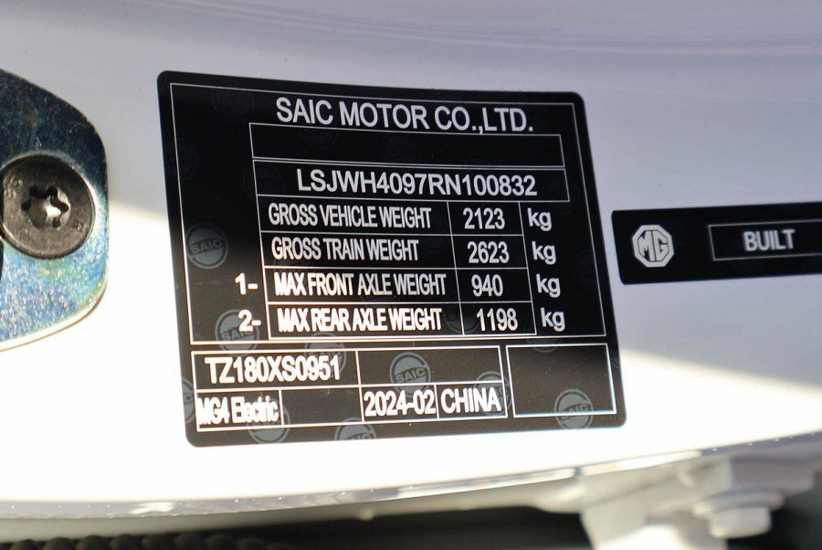 2024 MG MG4 MEH32 Essence 64 150kW Hatch Image 15