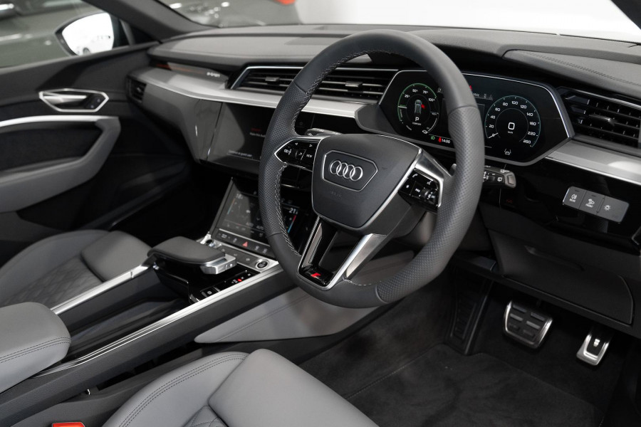 2024 Audi Q8 e-tron F1 55 SUV