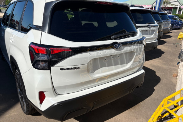 2026 Subaru Forester S6 Touring SUV Image 7