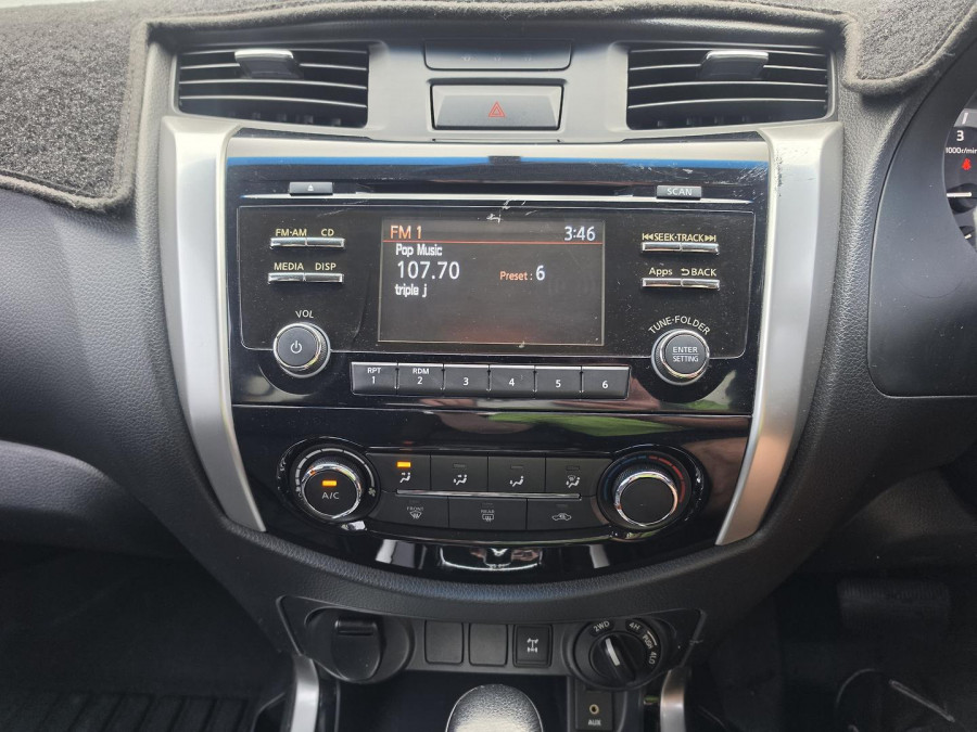 2015 Nissan Navara D23 ST Dual Cab Pickup Image 21