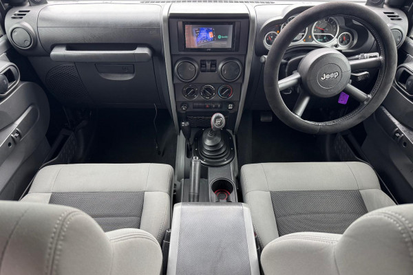 2010 Jeep Wrangler JK Sport SUV Image 16