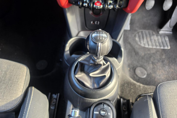 2015 MINI Cooper F56 Hatch Image 18