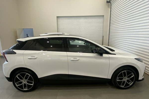 2024 MG MG4 MEH32 Long Range 77 Hatch Image 5