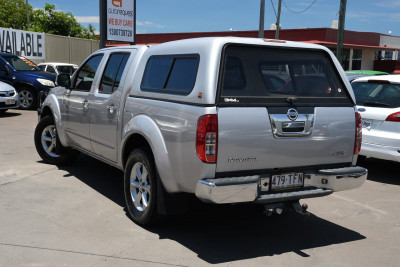 2010 Nissan Navara D40 ST-X Utility Image 3