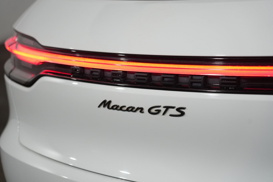 2021 Porsche Macan GTS SUV Image 9