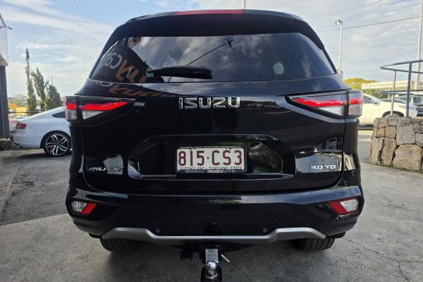 2021 Isuzu MU-X RJ LS-T SUV Image 8