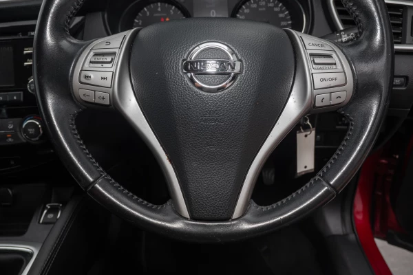 2015 Nissan QASHQAI J11 ST SUV Image 11