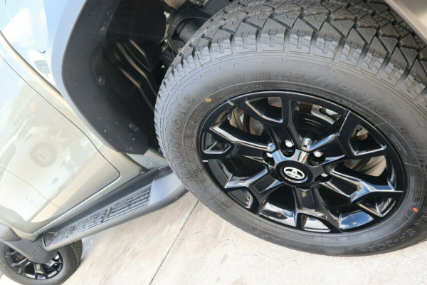 2023 Toyota HiLux GUN126R Rogue Ute Image 4