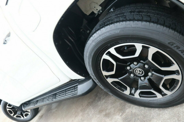 2022 Toyota HiLux GUN126R SR5 Ute Image 4