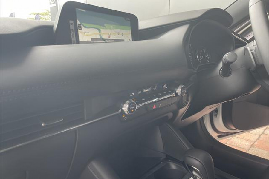 2024 Mazda 3 BP Series G20 Evolve Hatch Image 9