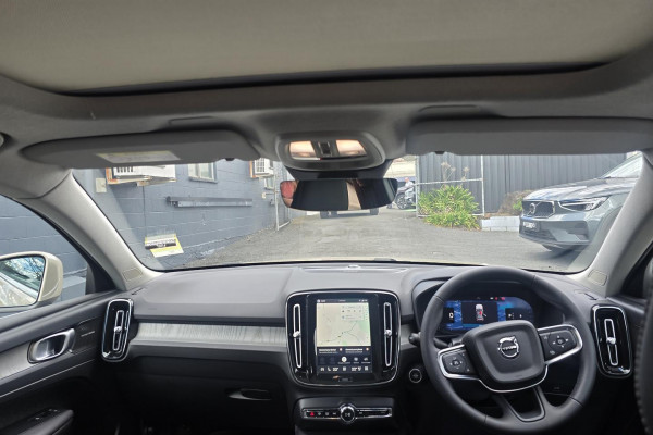 2026 MY27 Volvo XC40 XZ Ultra B4 Bright SUV Image 13