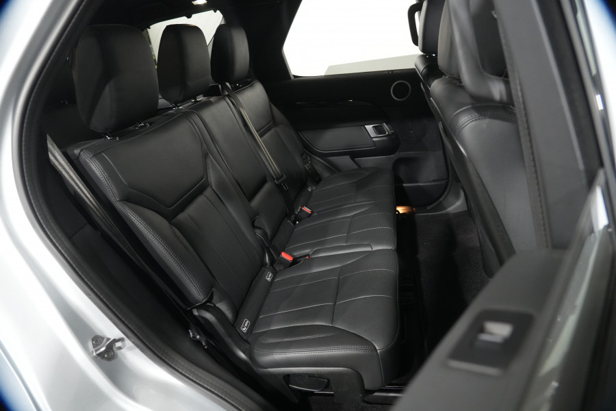 2020 Land Rover Discovery Series 5 Sd6 S SUV Image 27