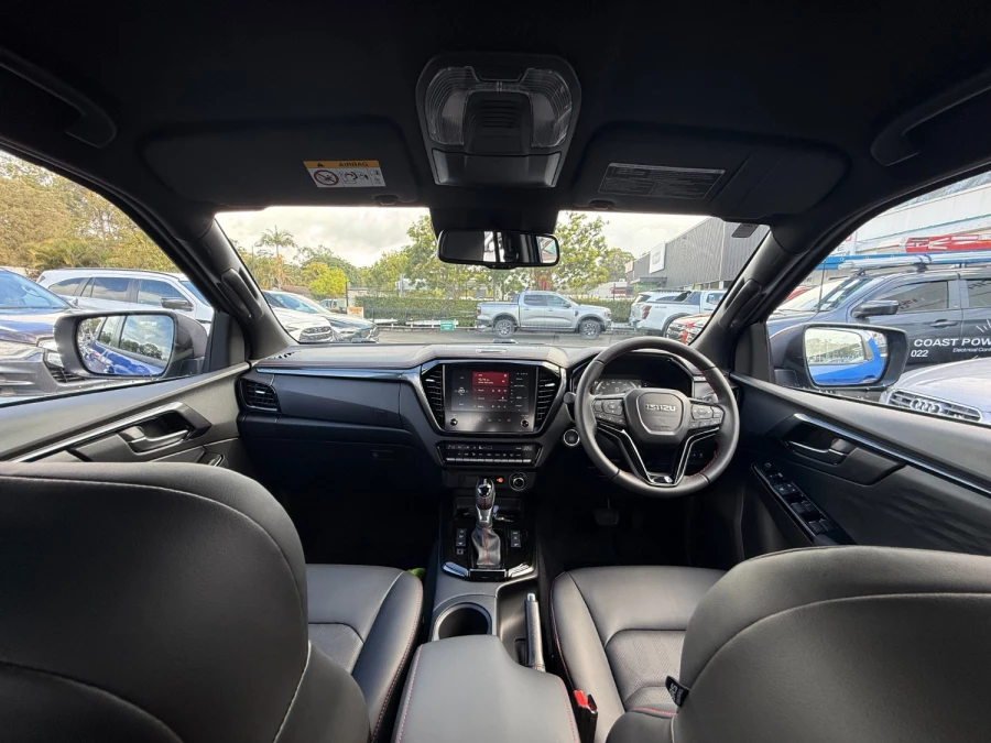 2026 Isuzu D-MAX RG X-TERRAIN Ute Image 14