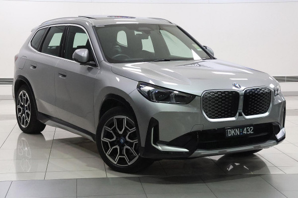 2024 BMW iX1 U11 xDrive30 xLine SUV image 2