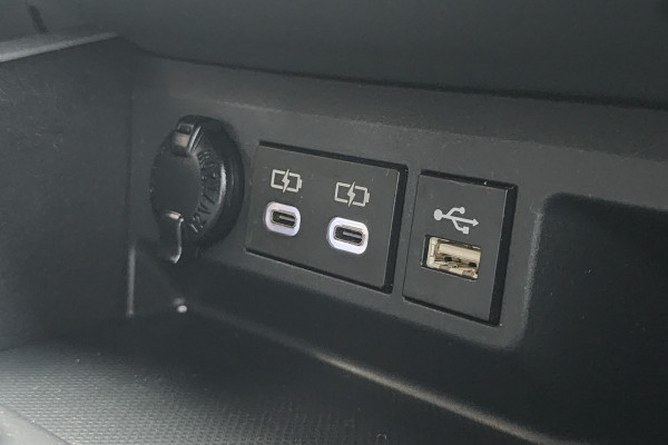 2023 Toyota Kluger TXUA75R (Petrol AWD) GX SUV Image 17