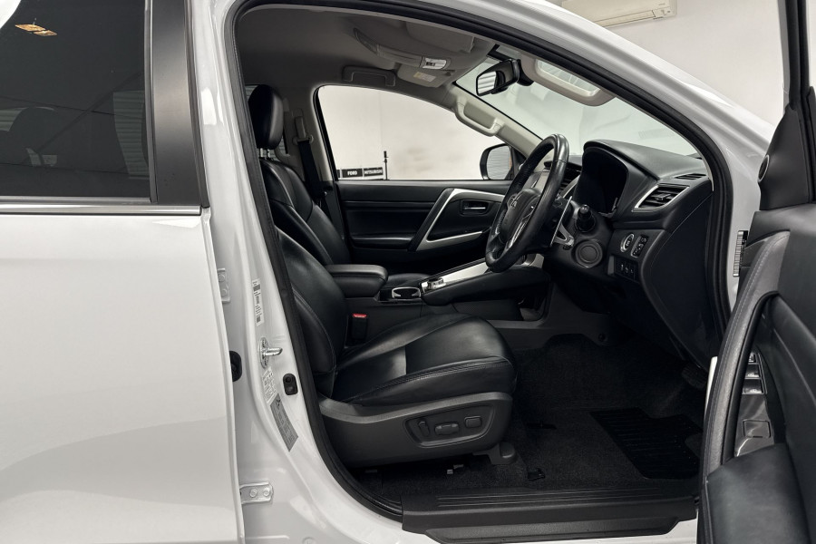 2022 Mitsubishi Pajero Sport GSR Wagon Image 20