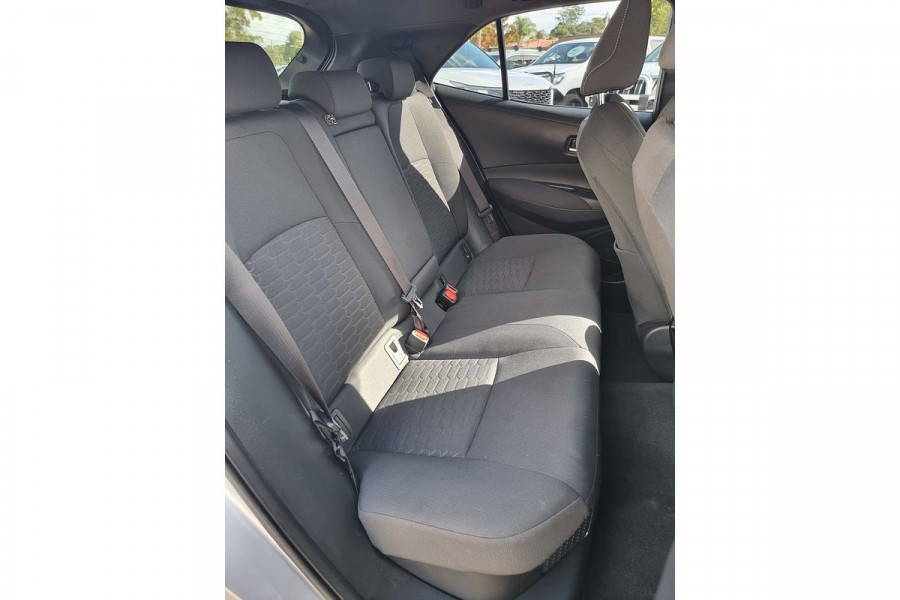 2019 Toyota Corolla ZWE211R SX Hybrid Hatch Image 10
