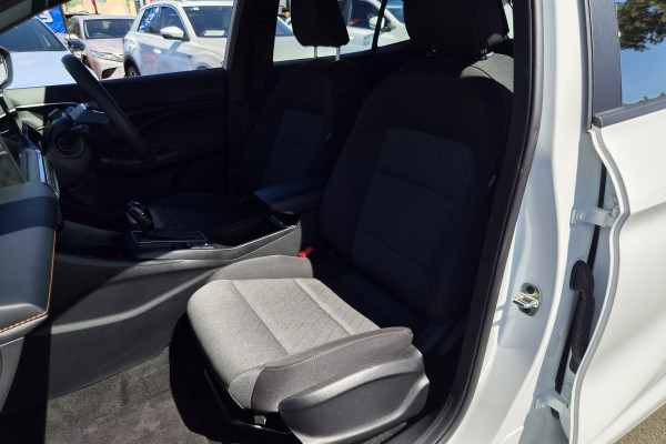 2025 MY25.5 MG MG3 ZP22 Excite Hatch Image 12