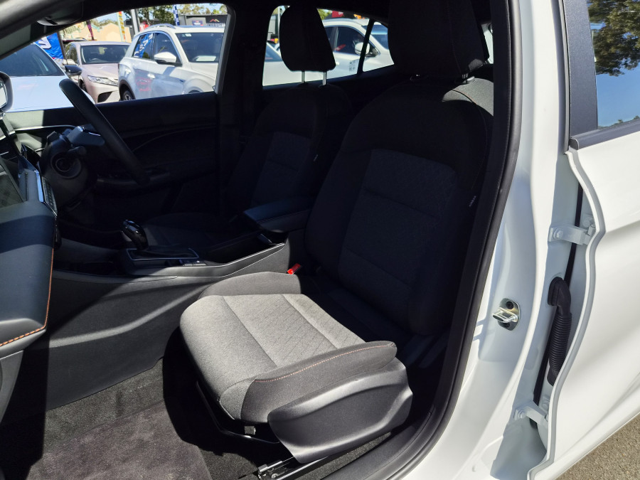 2025 MY25.5 MG MG3 ZP22 Excite Hatch Image 12