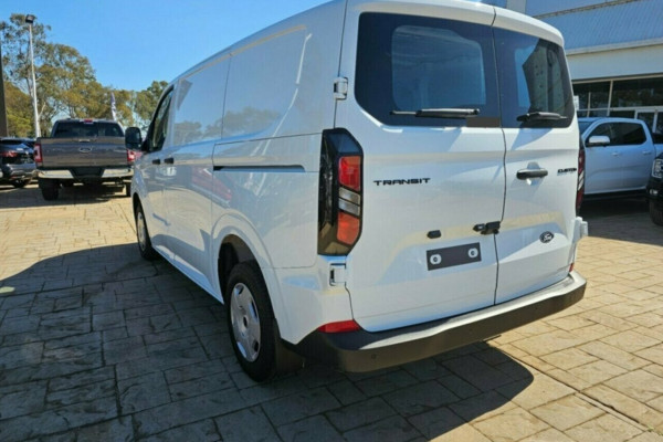 2023 MY23.75 Ford Transit Custom AV Trend SWB Van Image 5