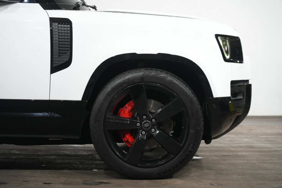 2025 Land Rover Defender L663 110 D350 X-Dynamic HSE SUV Image 5