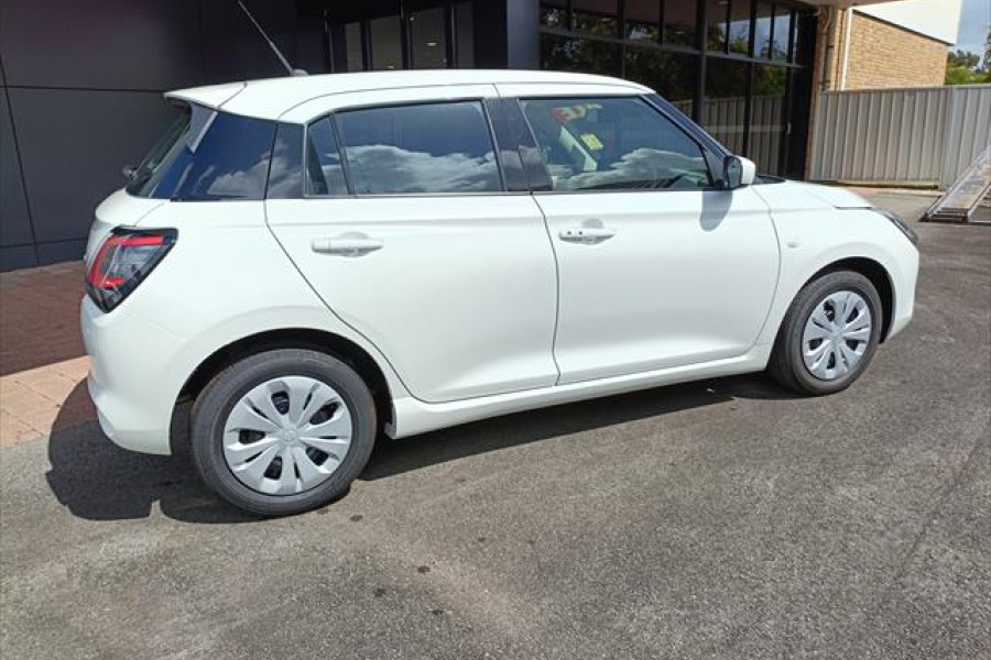 2024 Suzuki Swift UZ Hybrid Hatch Image 9