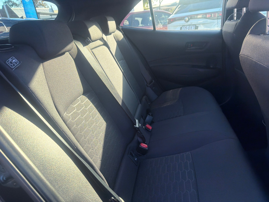 2018 Toyota Corolla ZWE211R Ascent Sport Hybrid Hatch Image 17