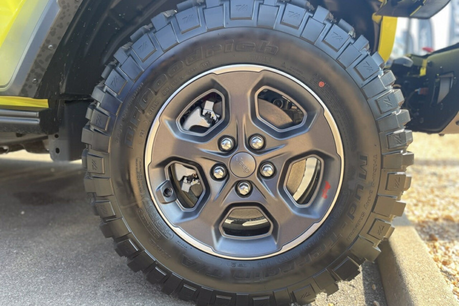 2024 MY23 Jeep Gladiator JT Rubicon Pickup Image 16