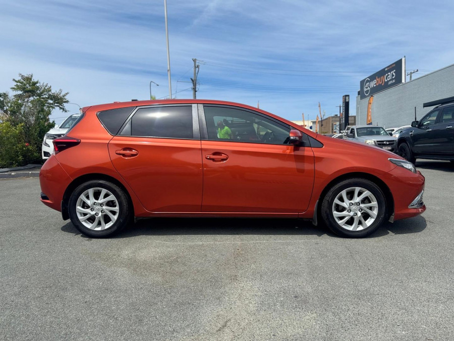 2017 Toyota Corolla ZRE182R Ascent Sport Hatch Image 7